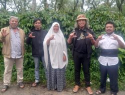 Reje Hakim Wih Ilang dan Owner Jingki Roda Bener Meriah Sambut Desember Kopi Gayo 2023