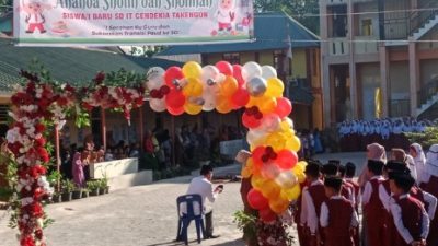 96 Siswa Baru SD IT Cendekia Takengon Ikuti Kegiatan Penyerahen ari Wali ku Tengku Guru