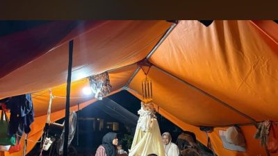 Tenda Sebagai Zawiyah