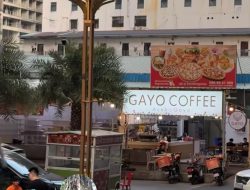 Minum Kopi Gayo di Kamboja