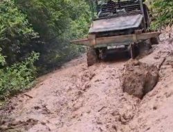 Jelang Idul Fitri, Warga Gewat Kebut Pembangunan 4 Rumah Korban Tanah Amblas