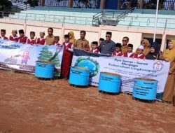 Siswa SD IT Cendekia Takengon Serahkan Tong Sampah Organik, Bupati Haili Yoga: Jadi Contoh untuk Masyarakat