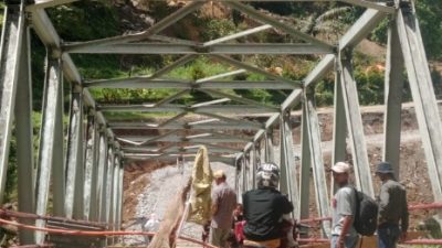 ELEGI JEMBATAN ENANG-ENANG