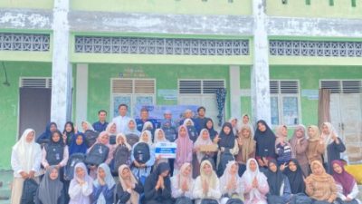 Laznas DDII Lampung Salurkan Bantuan Pendidikan untuk Pesantren Ulumul Quran Quba Bebesen dan MIN Rawe