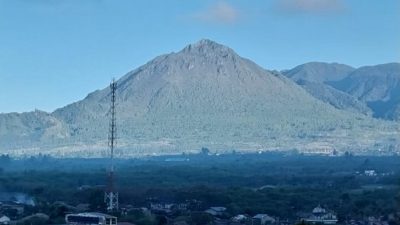 Sudah Tiga Hari Cuaca Dingin Selimuti Simpang Tiga Redelong